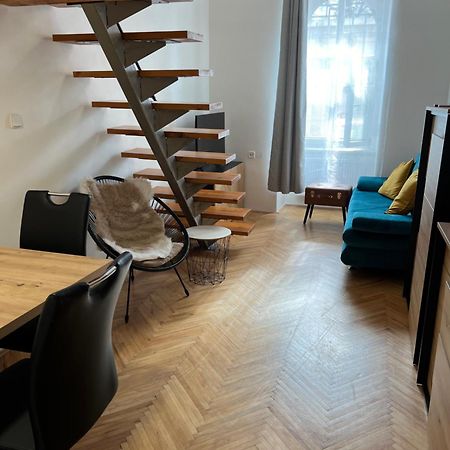 Apartment Plus Parking 布尔诺 外观 照片
